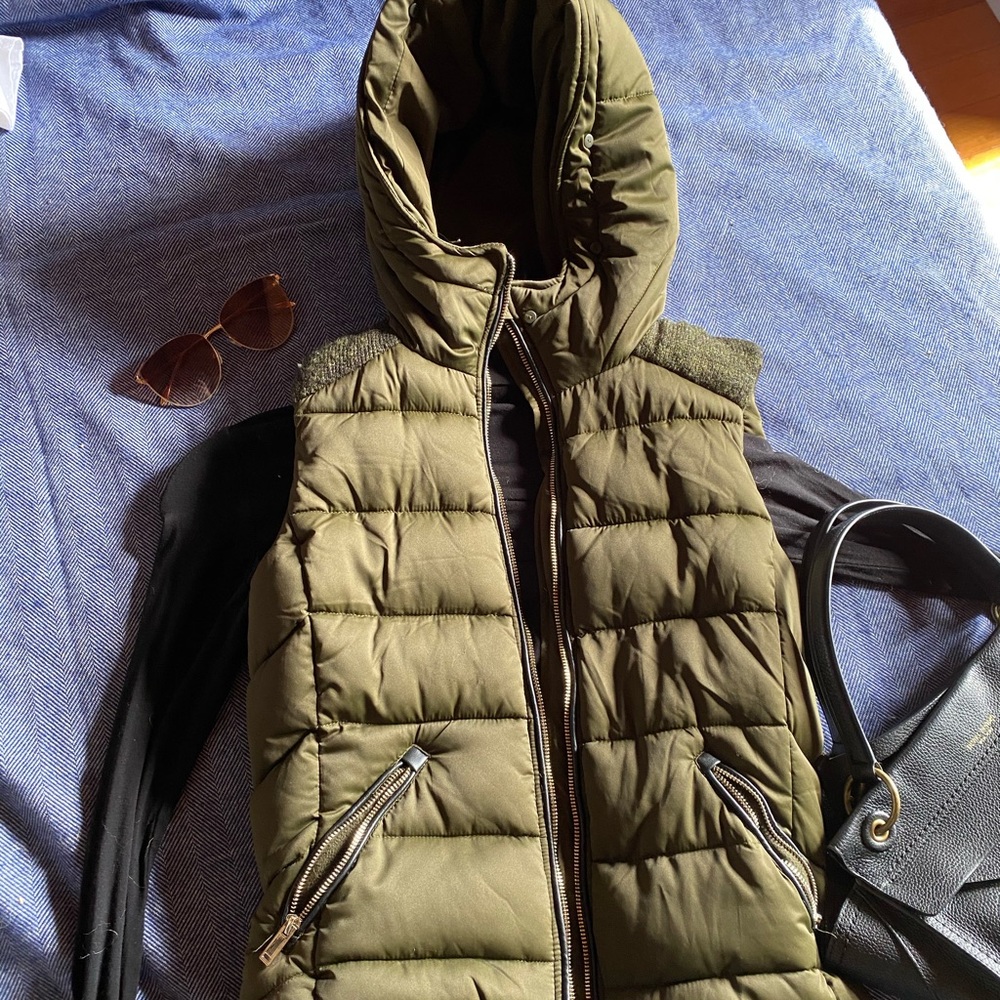 Super Warm Vest w/ Leather Detail & Tweed Back